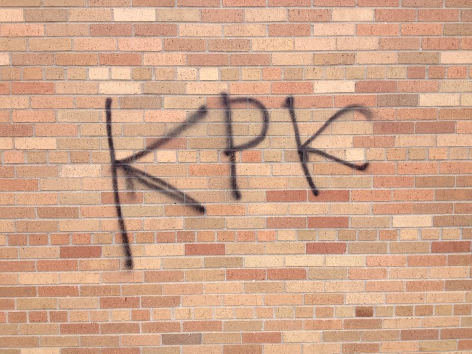 graffiti-removal-before